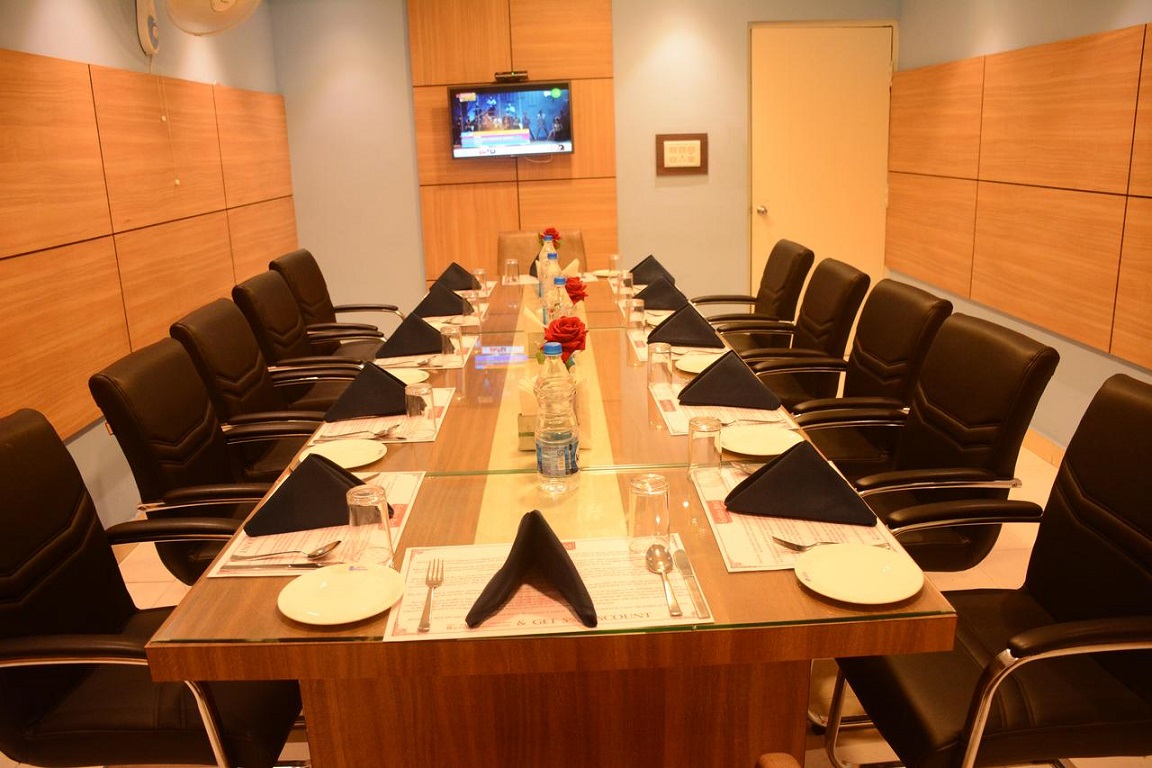 Chanakya Board Room — Hotel Pushpak – Kalpana Square
